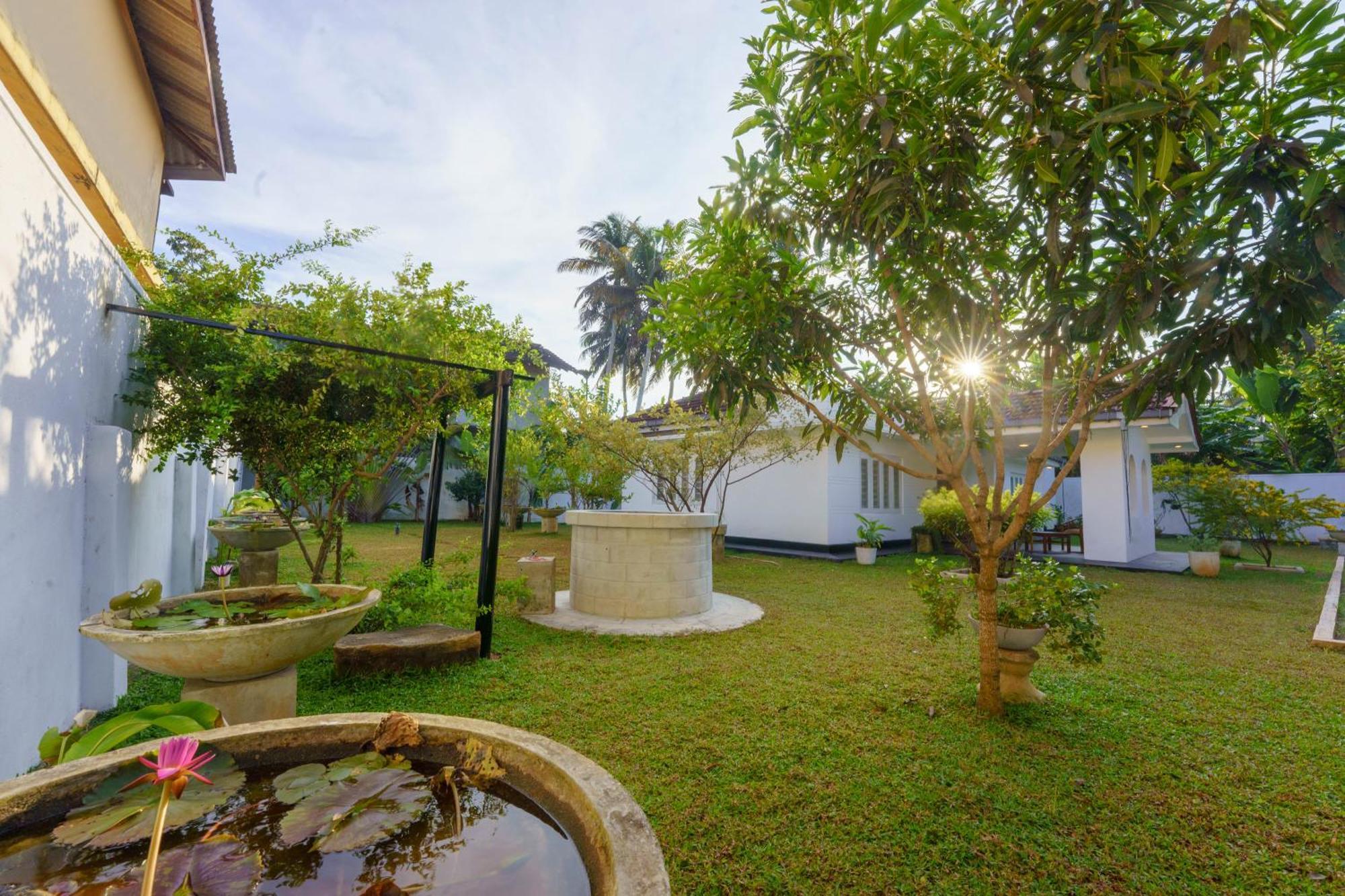 The Embrace Villa Matara Exteriör bild