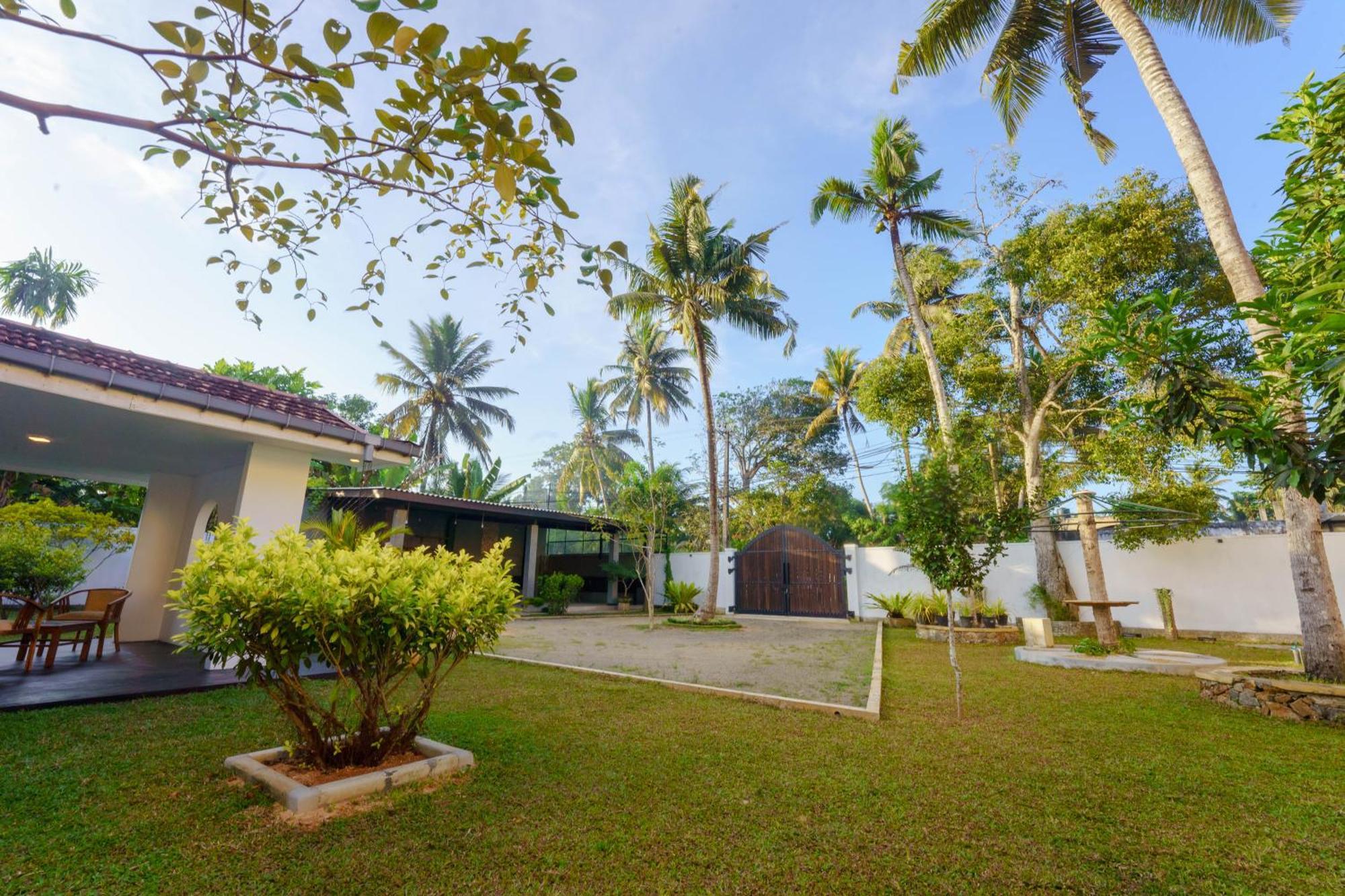 The Embrace Villa Matara Exteriör bild
